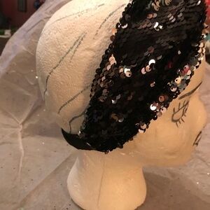 Sparkling warmth headband